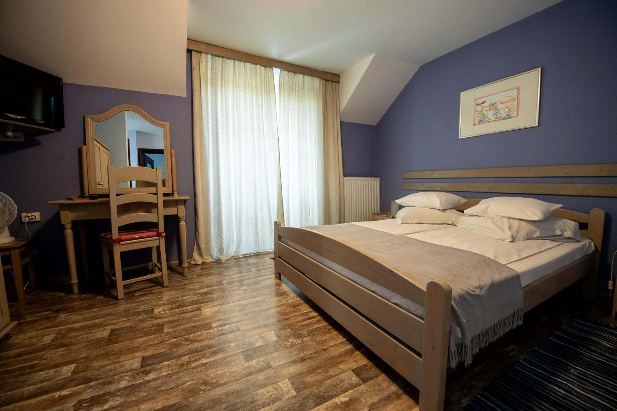 Pensiunea La Despani Brasov Ngoại thất bức ảnh